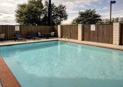 Comfort Near Texas State Hotel San Marcos