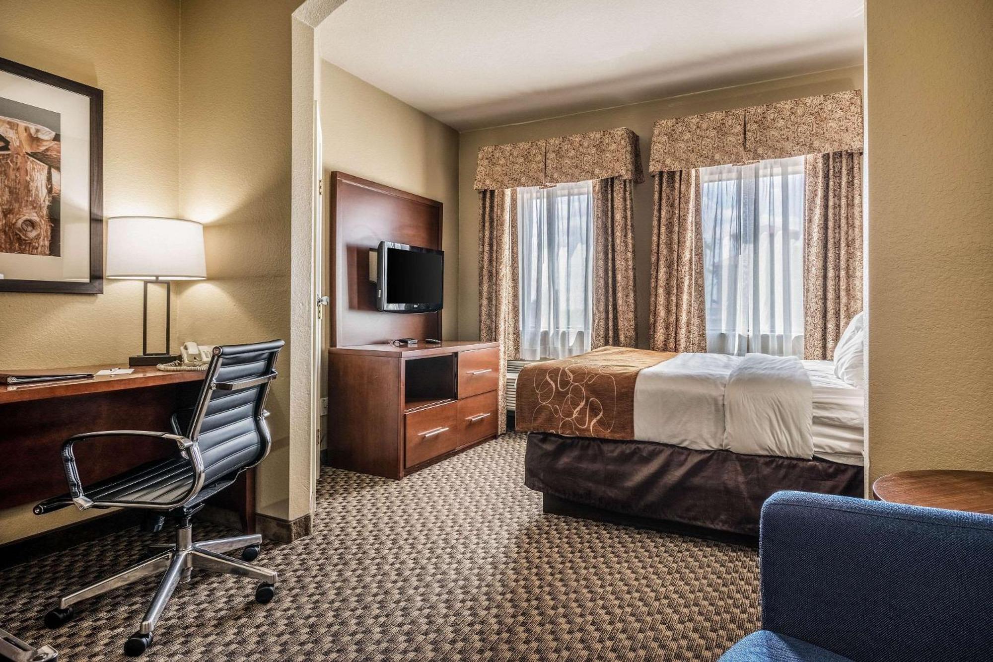 Hotel Comfort Near Texas State