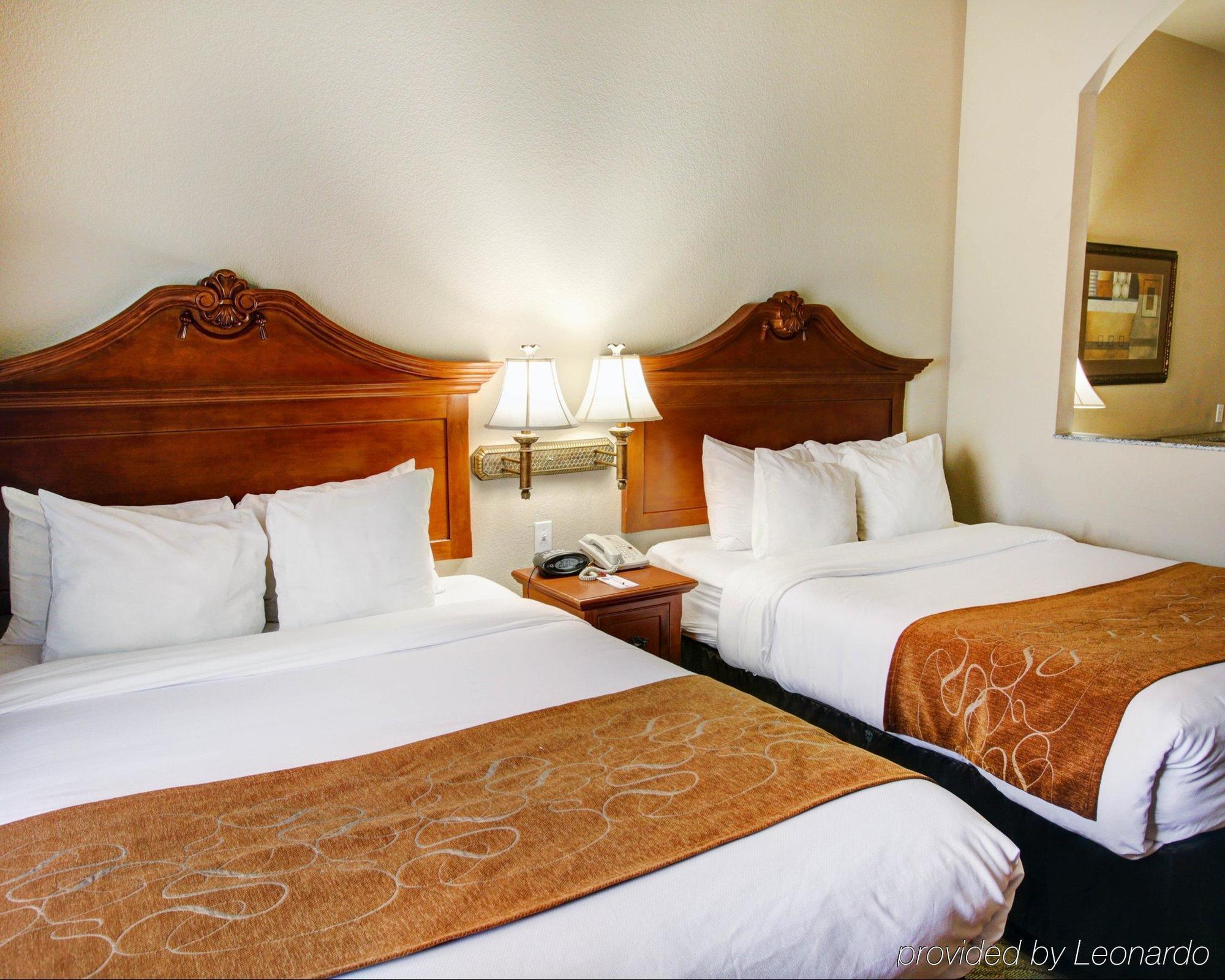 Hotel Comfort Near Texas State 3*