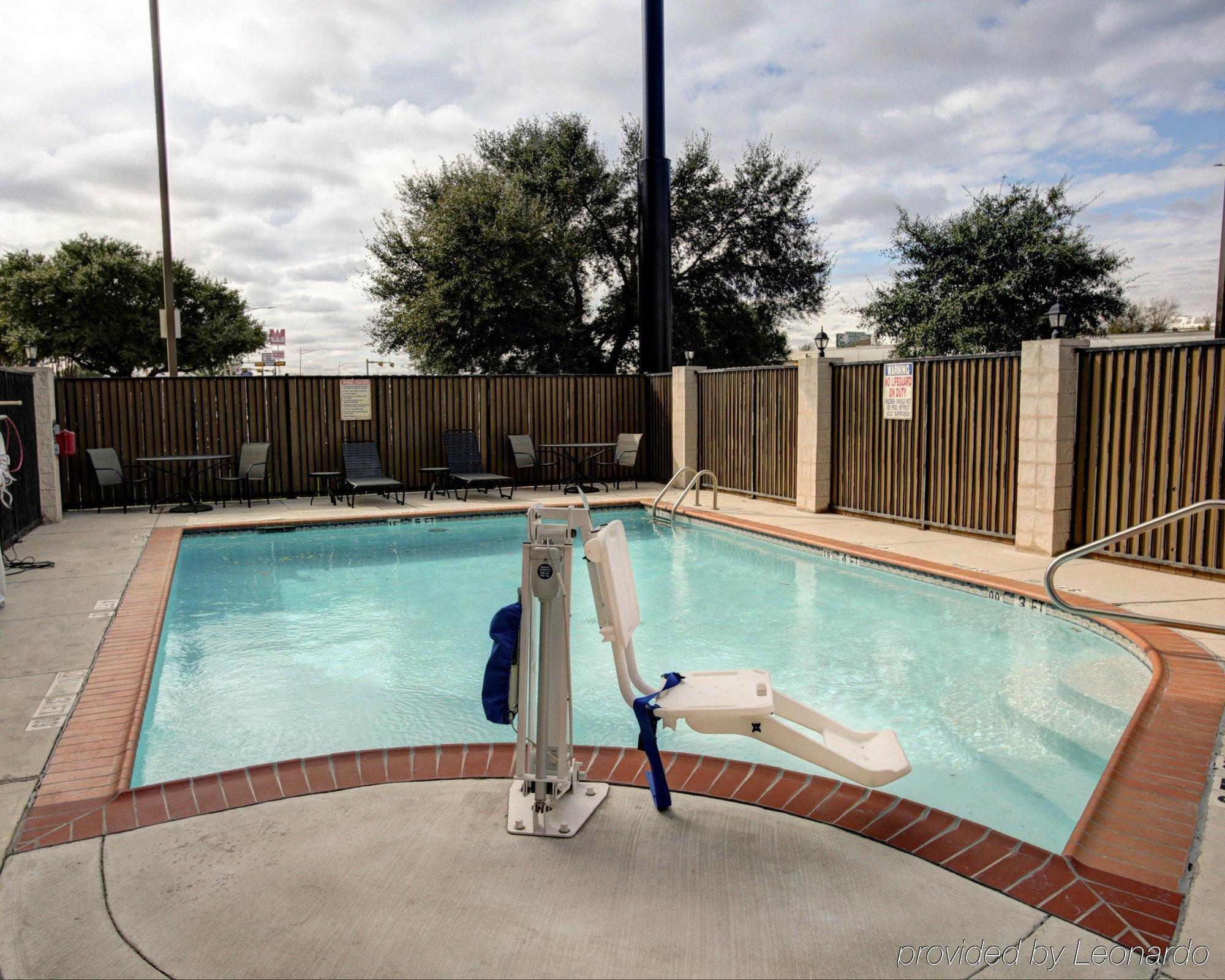 Comfort Near Texas State Hotel
