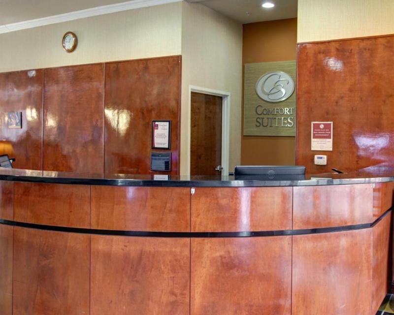 Comfort Near Texas State Hotel 3*